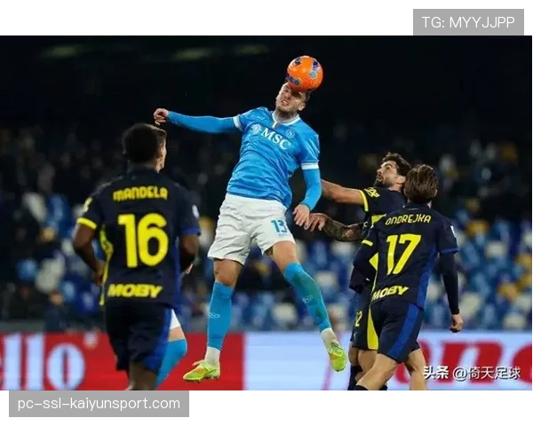 战术复盘：孔蒂的临场调整如何帮助热那亚终结五轮不胜